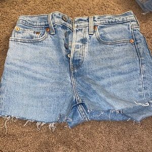 Levi’s wedgie shorts